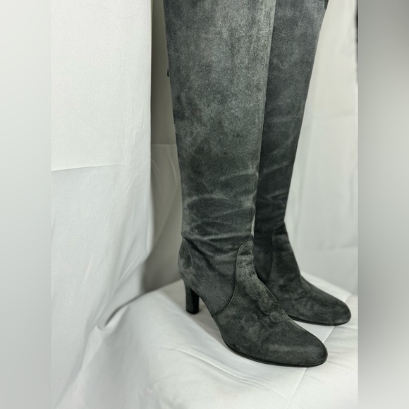 Stuart Weitzman Shoes - Suede grey knee high high heeled Stuart Weitzman boots BRAND NEW 5.5 size